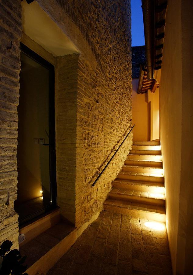 Hotel Sorella Luna Ассизи Экстерьер фото